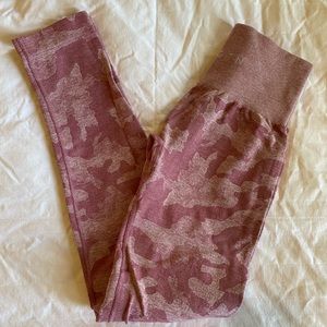 NVGTN Camo Leggings